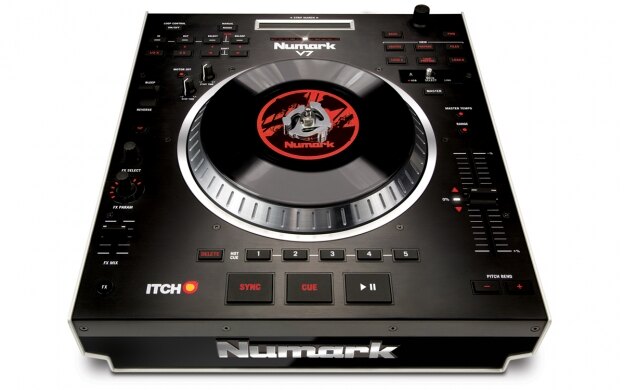 Numark V7
