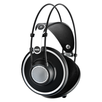 AKG K702