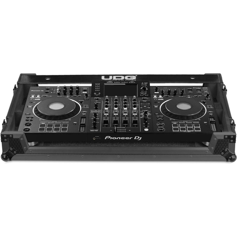 UDG Ultimate Flight Case Multi Format 3XL Black Plus (Wheels)