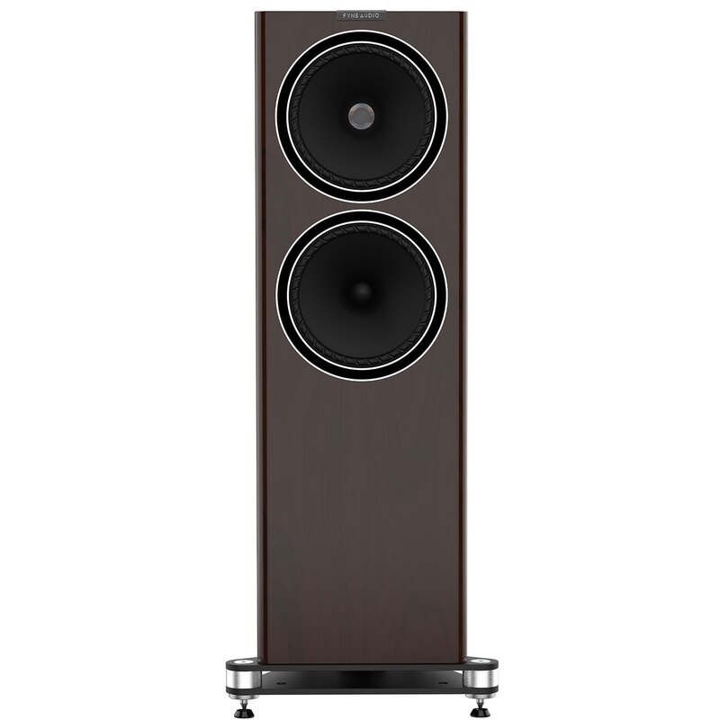 F704